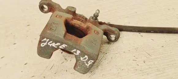 Nissan Juke I F15 Rear brake caliper 3528 31A