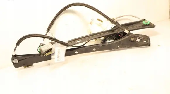 Front window lifting mechanism without motor