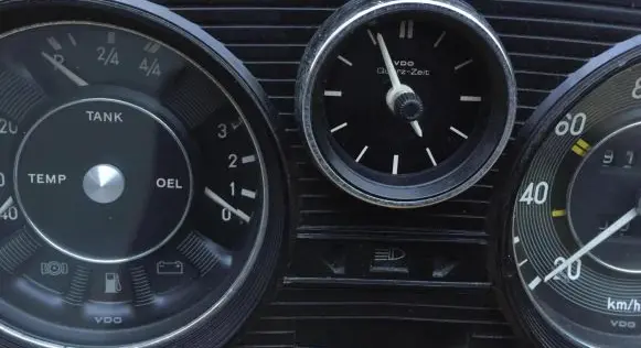 Mercedes-Benz COMPAKT W115 Speedometer (instrument cluster)