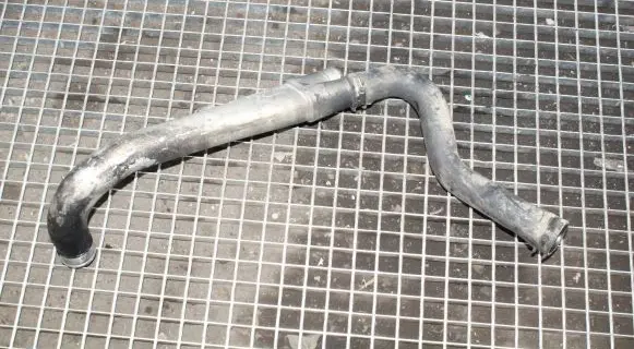 Audi Q7 4L Intercooler hose/pipe 7L6145945