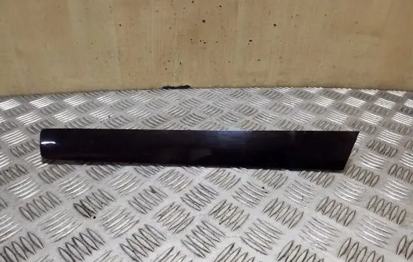Volkswagen Touareg II Rear door card trim 7P6867450B