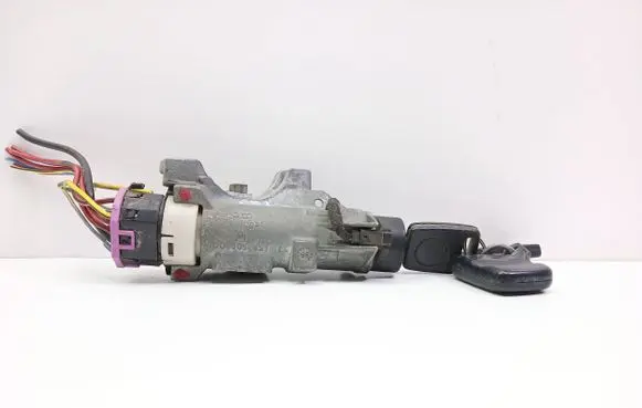Audi A4 S4 B5 8D Ignition lock 4D0905851E