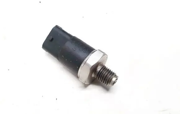 Fuel pressure sensor
