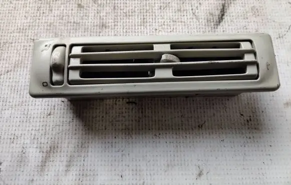 Volkswagen Transporter - Caravelle T4 Dash center air vent grill 703820963