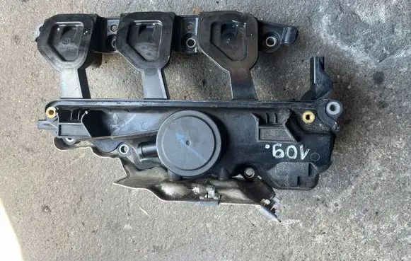 Renault Trafic II (X83) Intake manifold 8200836881