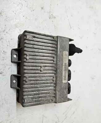 Renault Master II Engine control unit/module 7700311655