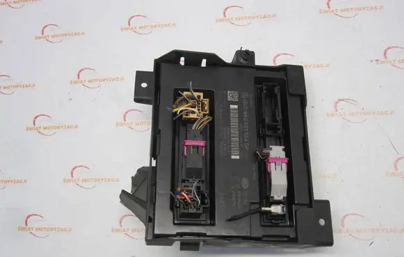 Audi A4 S4 B8 8K Comfort/convenience module 8K0907064DP