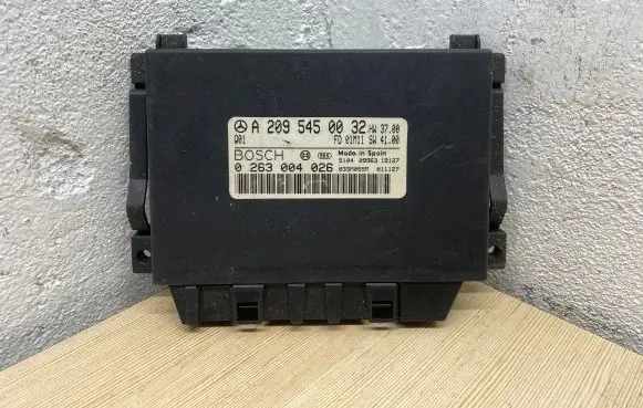 Mercedes-Benz CLK A209 C209 Gearbox control unit/module A2095450032 033M055M 0263004026