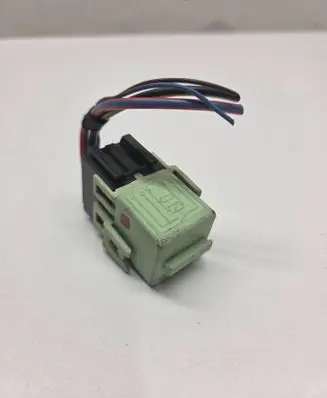BMW 5 E60 E61 Other relay 8373700 2313A593124 6136