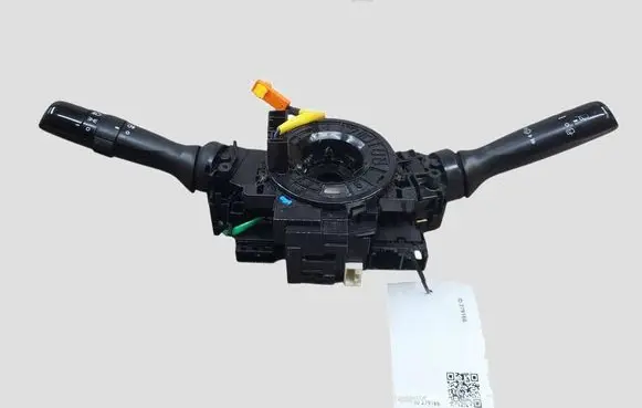 Toyota Yaris Wiper turn signal indicator stalk/switch X51434542