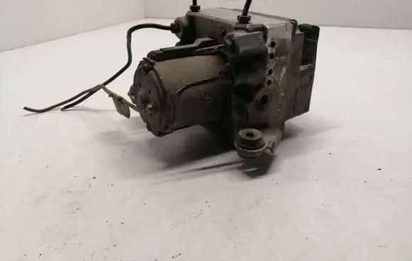 Audi A4 S4 B5 8D ABS Pump 8D0614111 0265214002 0368847