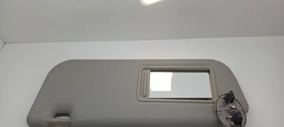 Toyota Avensis T270 Sun visor 
