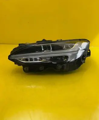 Volvo S90, V90 Headlight/headlamp 32342464