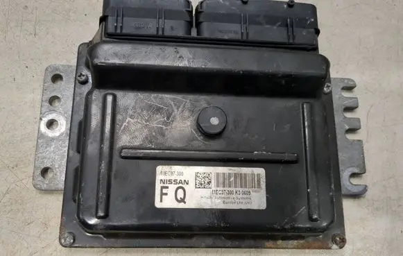Nissan Micra Engine control unit/module MEC37300