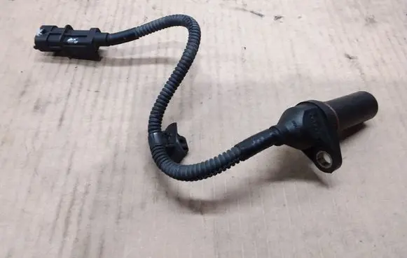 KIA Sportage Crankshaft position sensor 391802B000
