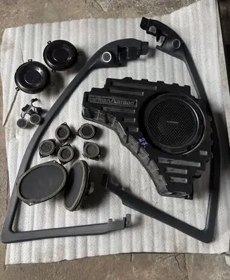 Jeep Grand Cherokee (WK) Audio system kit 5035130AC