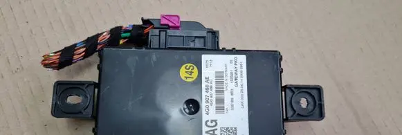 Audi A6 S6 C7 4G Gateway control module 4G0907468AE