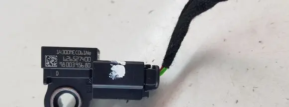 Citroen C4 II Picasso Airbag deployment crash/impact sensor 9800395680