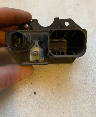 Mercedes-Benz C W203 Glow plug pre-heat relay A0001530079 899083000