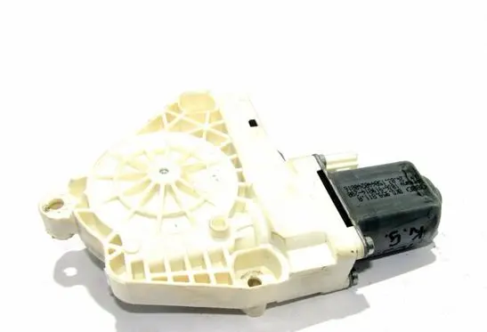 Audi Q3 8U Rear door window regulator motor 8K0959811A