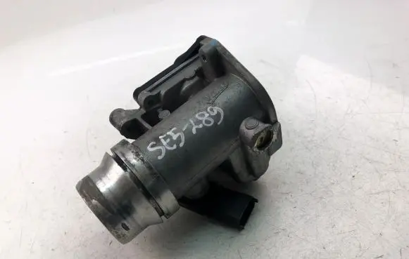 Renault Clio IV Throttle valve 161A09287R