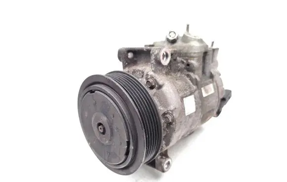 Volkswagen Golf V Air conditioning (A/C) compressor (pump) 1K0820859N