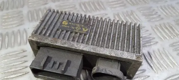 Renault Laguna I Glow plug pre-heat relay 7700100703
