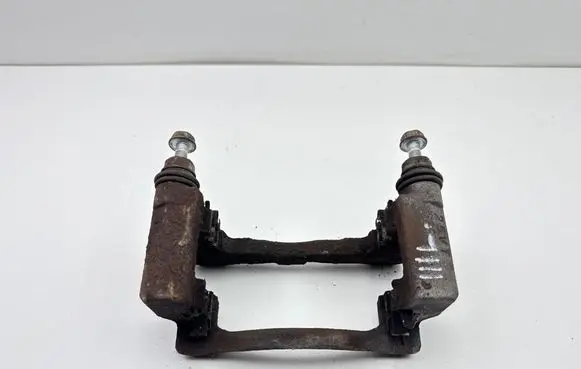 Toyota Prius (XW30) Front Brake Caliper Pad/Carrier 4772247060