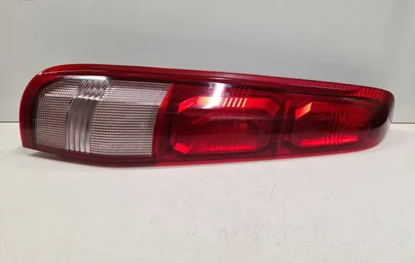 Nissan X-Trail T30 Rear/tail lights