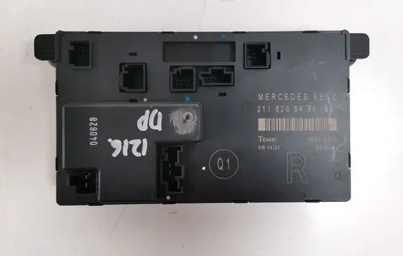 Mercedes-Benz E W211 Door control unit/module A2118208485