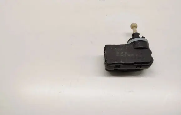 Land Rover Discovery Sport Headlight level adjustment motor 13K198aa 03LNL90V 081099V