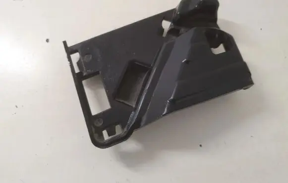 Mercedes-Benz C W205 Front bumper mounting bracket A2058853823