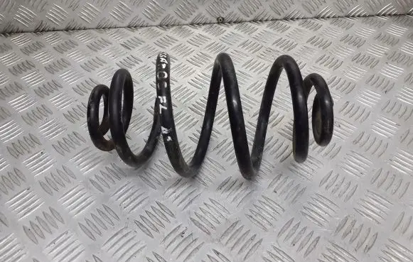 Volkswagen PASSAT B5 Rear coil spring