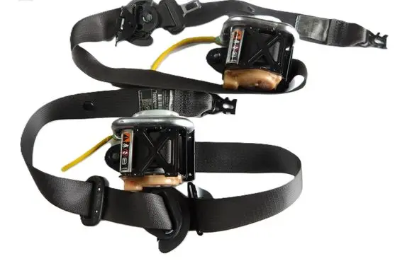 Opel Mokka Front seatbelt 42353690 42353692