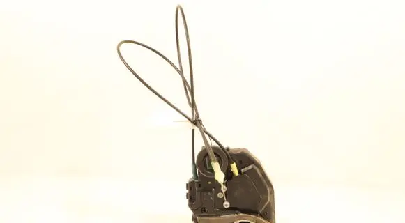 Toyota Verso Rear door lock A046693