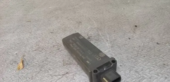 Audi Q7 4L Tire pressure sensor 8E0907277