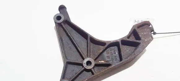 Opel Zafira A Engine mounting bracket 1340623 24403861