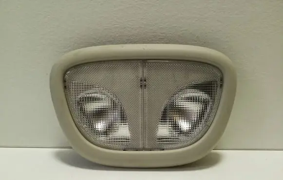 Jeep Cherokee Rear seat light 2275247