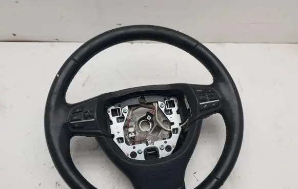 BMW 2 F46 Steering wheel 62086791 SLD602971012 13B334AA02189