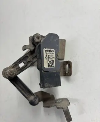 Volvo S90, V90 Rear air suspension level height sensor 31476759 31476758