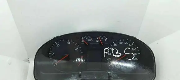 Volkswagen PASSAT B5 Speedometer (instrument cluster) 3B0919881N