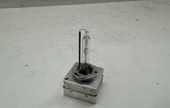 Mercedes-Benz GL X164 Xenon bulb D1S85415