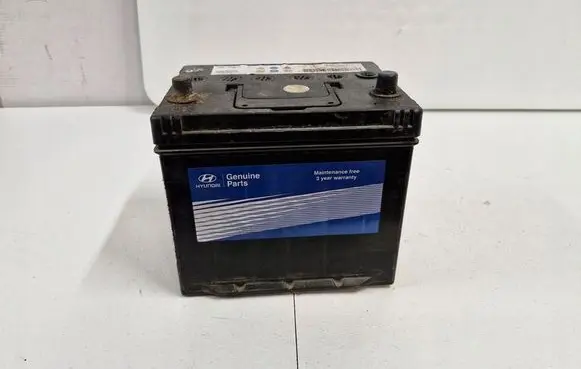 KIA Ceed Car battery LP370APE060CH0