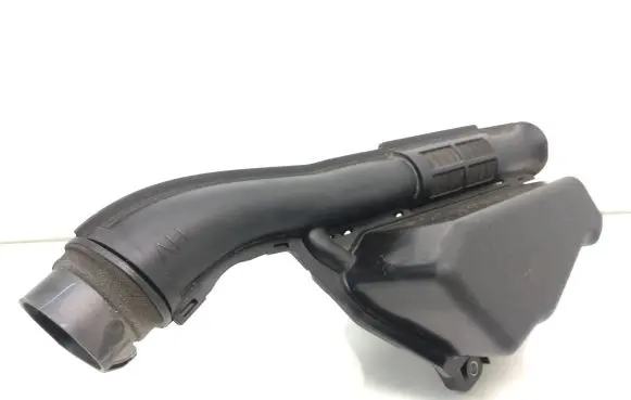 Intake resonator