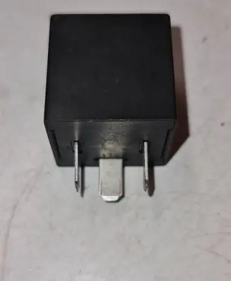 Volkswagen Transporter - Caravelle T4 Other relay 90055543
