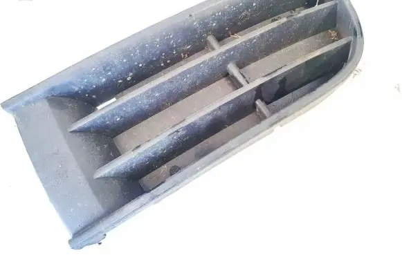 Volkswagen Polo Front bumper lower grill 6q0853665