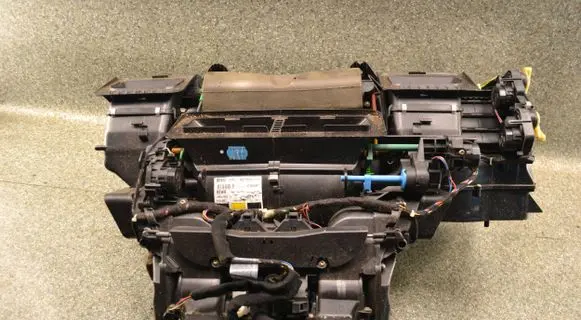 BMW 7 E65 E66 Interior heater climate box assembly 11611611 E3564P 0001190