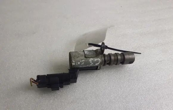 Peugeot 207 Camshaft vanos timing valve 9652536480