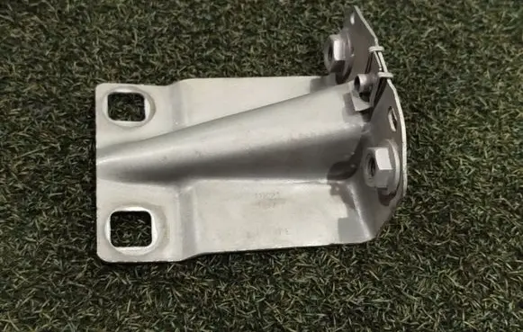 Ford Transit Custom Fender mounting bracket BK2116C097AA
