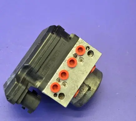 Nissan Juke I F15 ABS Pump 47660HY00C